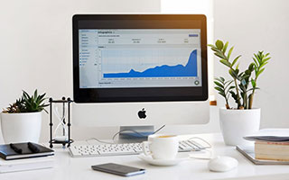 天天影院对照一下更稳：盯住前提藏在哪里，顺手把关键句圈出来